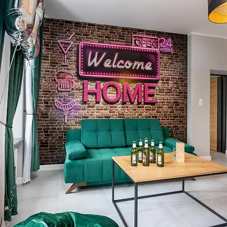 Апартаменты #partyhouse Wilda