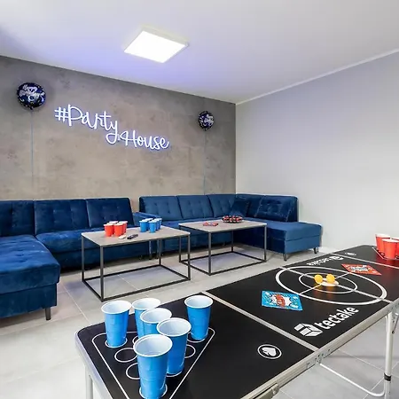 Apartment #partyhouse Wilda